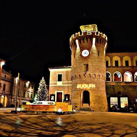 B&B Reillys Montecarotto Exterior foto